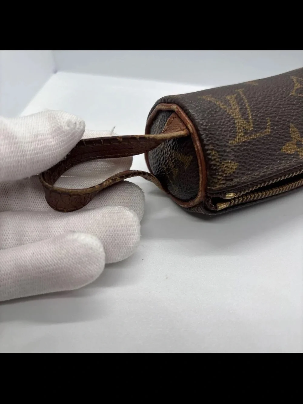 Louis Vuitton Brown Monogram Canvas Key Pouch